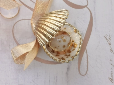 Small Cockle Shell Ring Boxes For Weddings & Beach Proposals 
