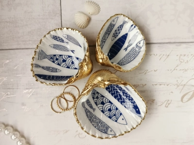 Set of 3 Large Cockle Shell Ring Dishes